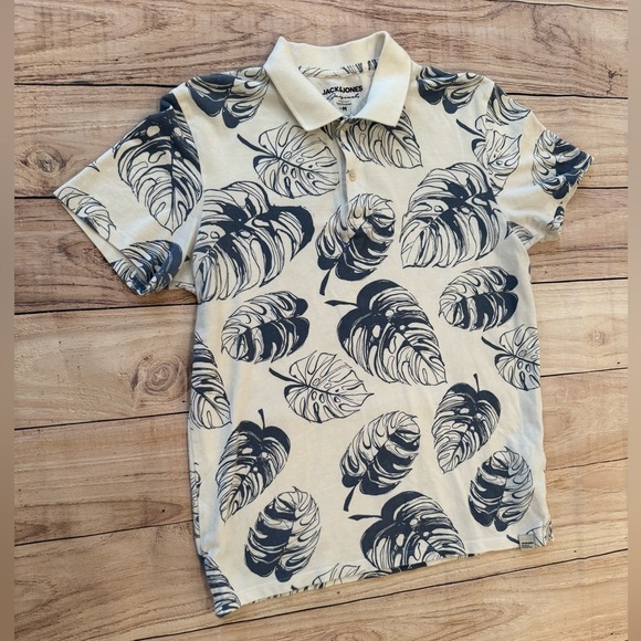 Jack & Jones Cream and Blue  Polo Shirt with Tropical Leaf Design/size M - Picture 2 of 10